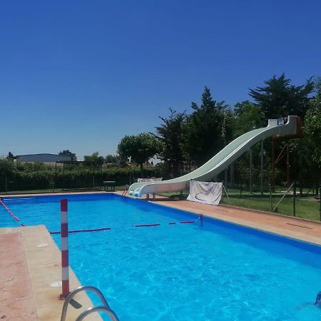 Camping Cubillas Cubillas de Santa Marta Екстер'єр фото
