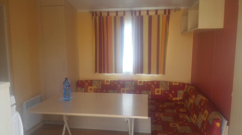 Camping Cubillas Cubillas de Santa Marta Екстер'єр фото