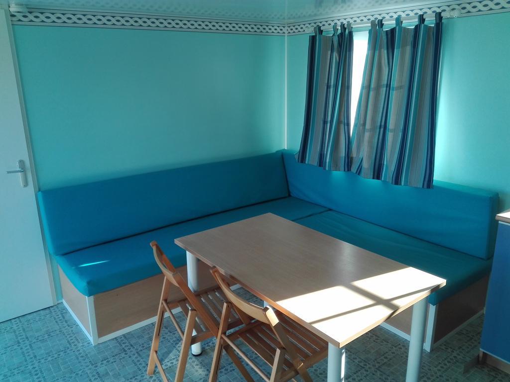 Camping Cubillas Cubillas de Santa Marta Екстер'єр фото