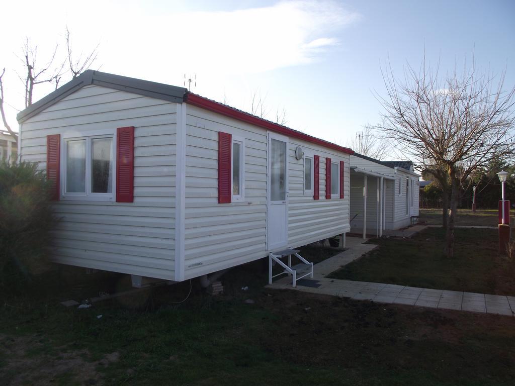 Camping Cubillas Cubillas de Santa Marta Екстер'єр фото